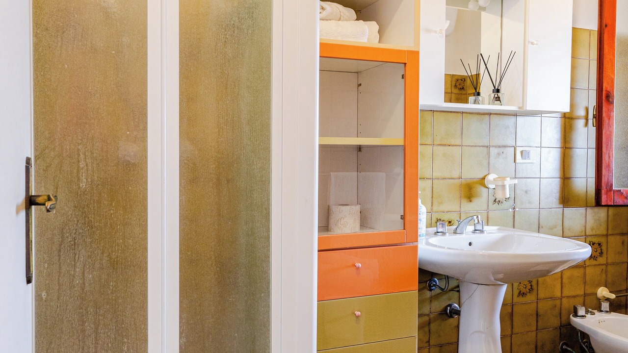 Photo of Bathroom in Scaro-Reggio-Scornavacca-Vardano