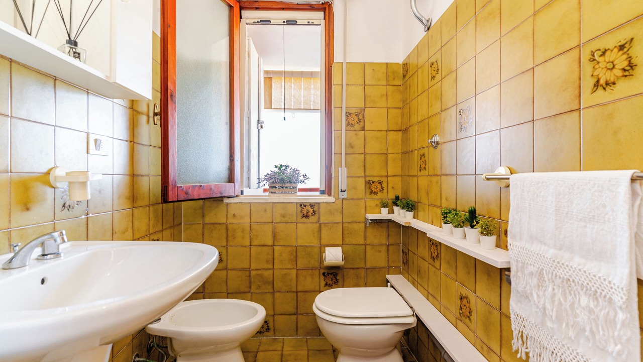 Photo of Bathroom in Scaro-Reggio-Scornavacca-Vardano