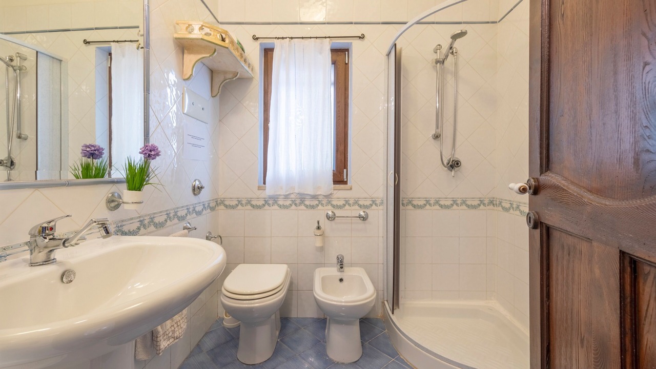 Photo of Bathroom in Carini