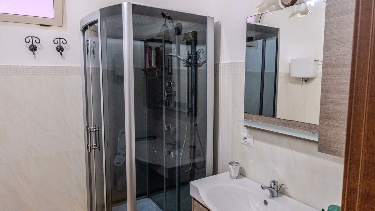 Photo of Bathroom in Vibo Marina