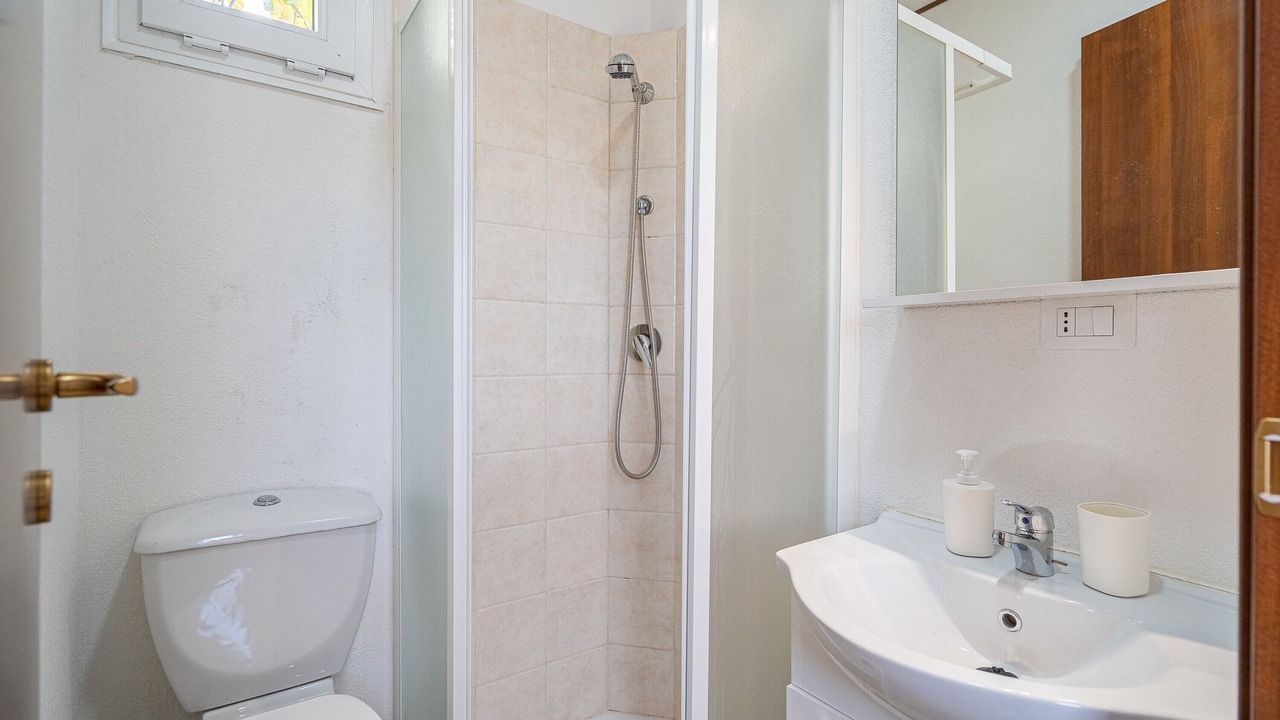 Photo of Bathroom in Ognina