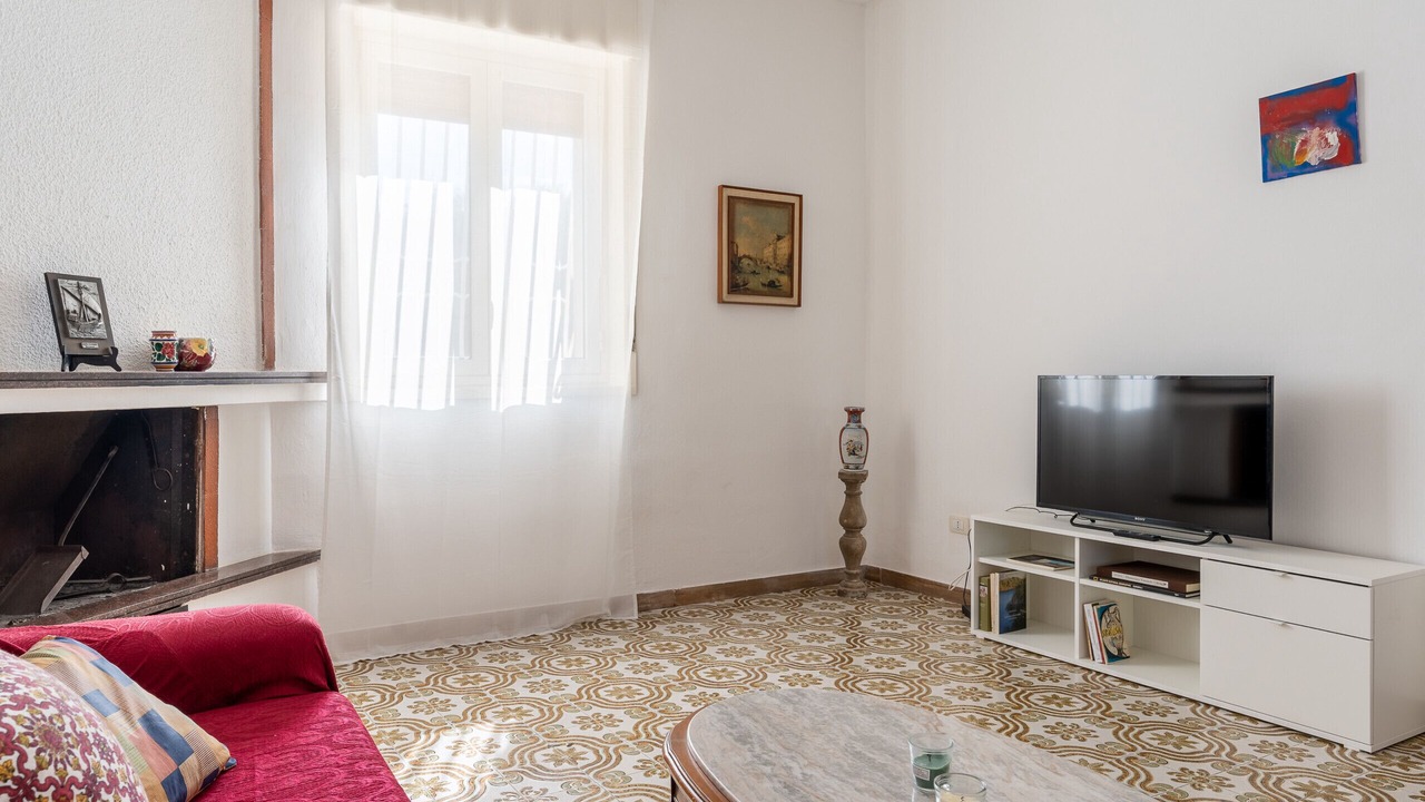 Photo of Livingroom in Syracuse