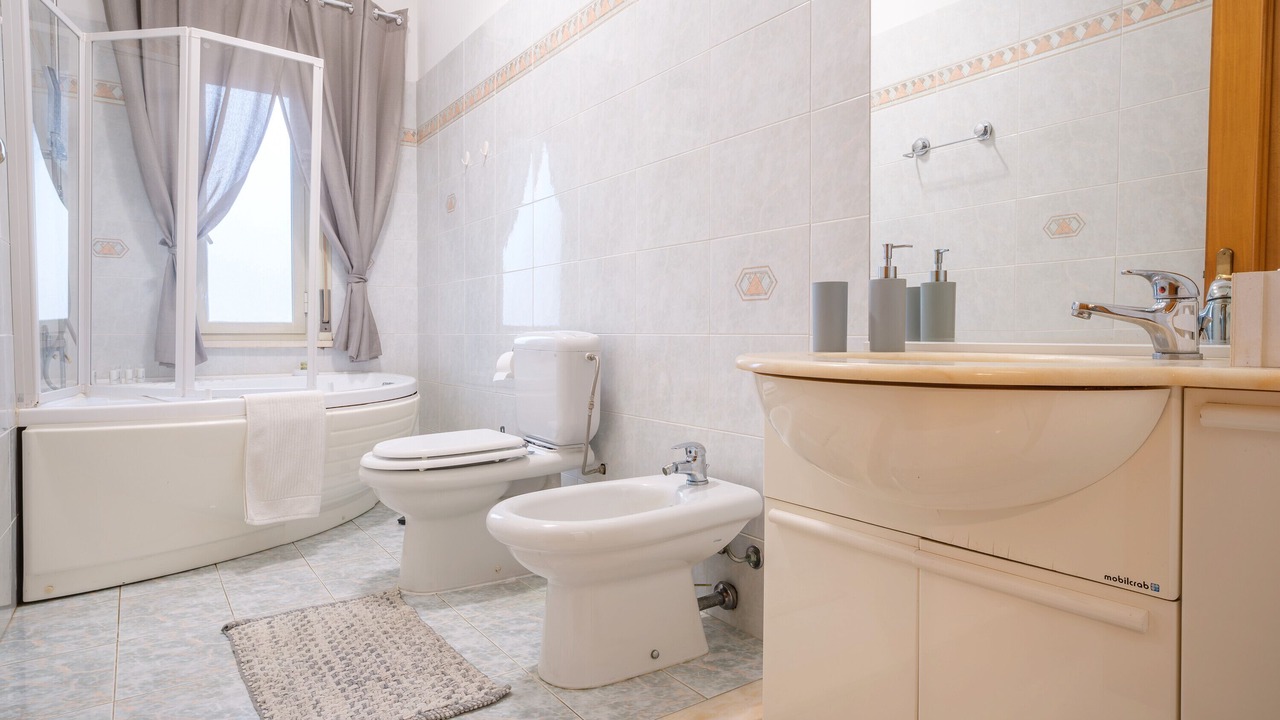 Photo of Bathroom in Gazzi