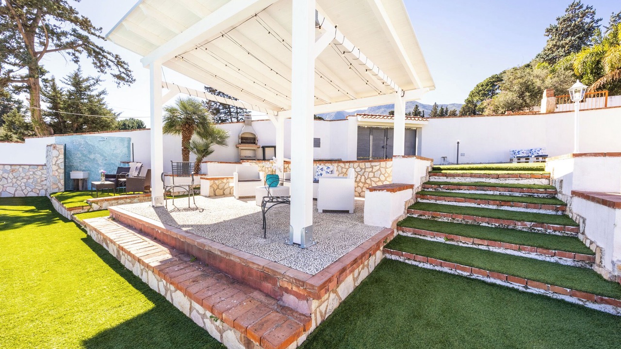 Photo of Patio Balcony in Trabia
