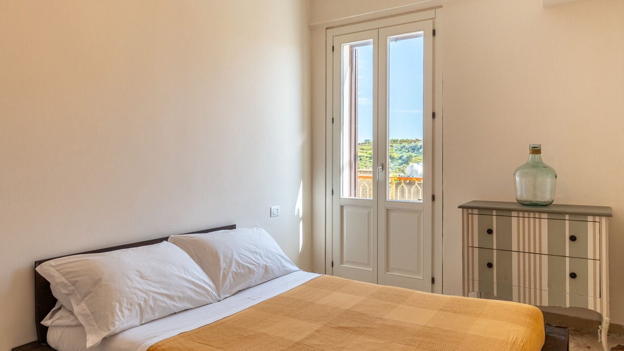 Photo of Bedroom in Noto Historic Centre