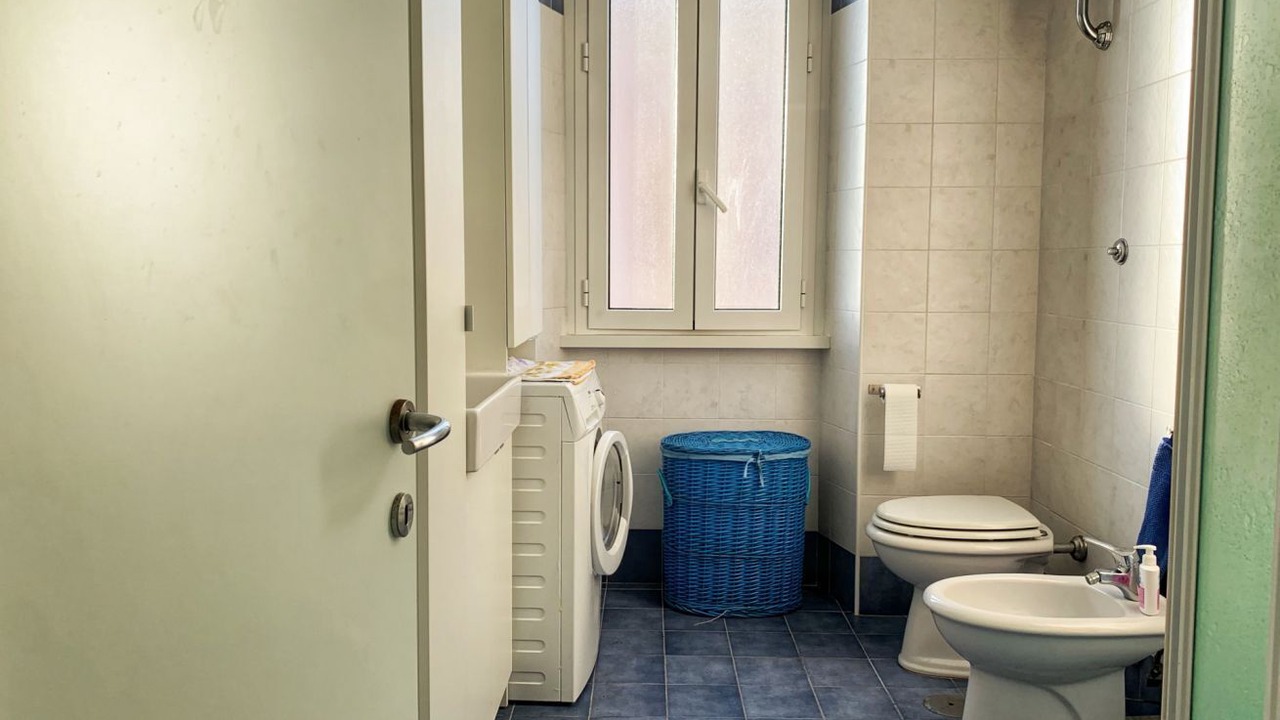 Photo of Bathroom in Quartiere XXXIV Lido di Ostia Levante