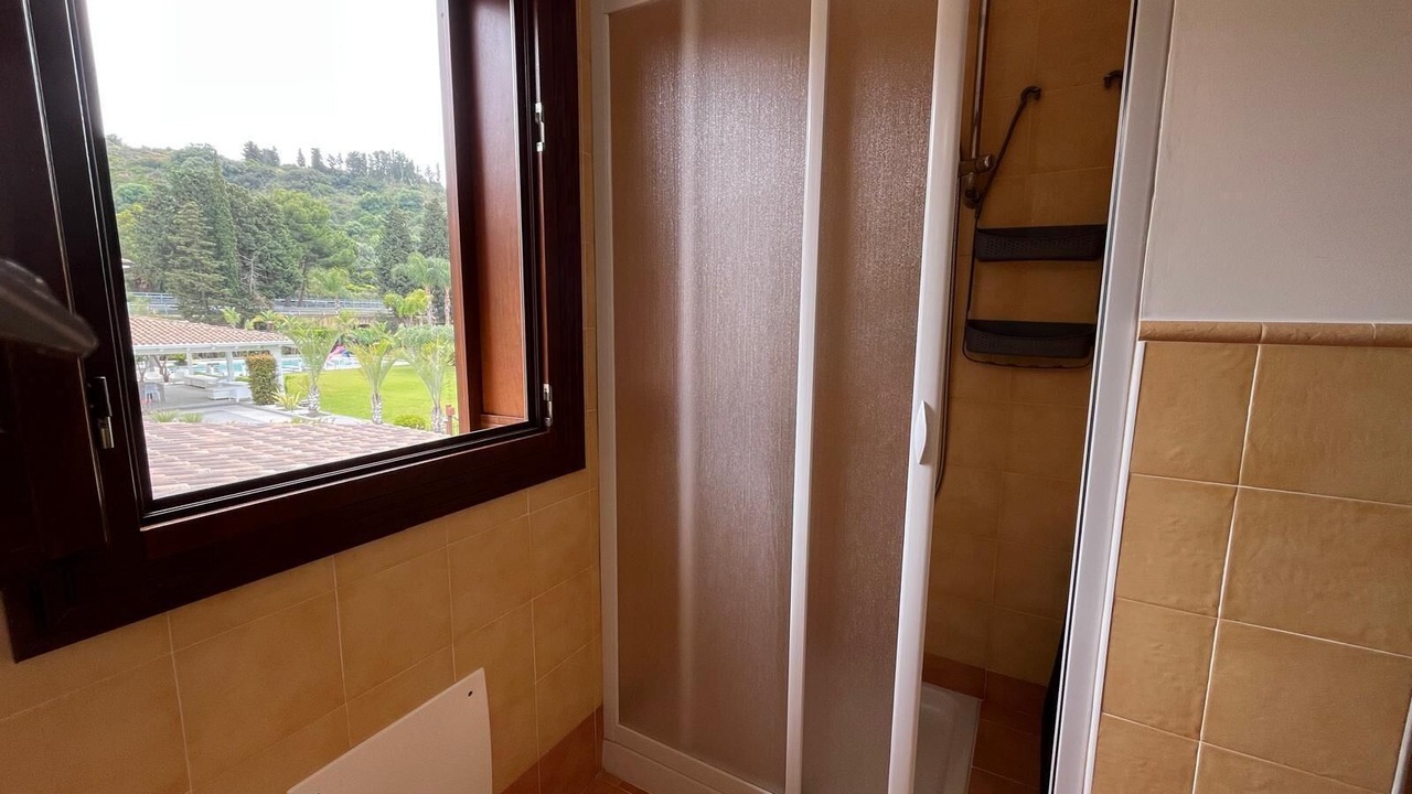 Photo of Bathroom in Contrada Pistavecchia 2