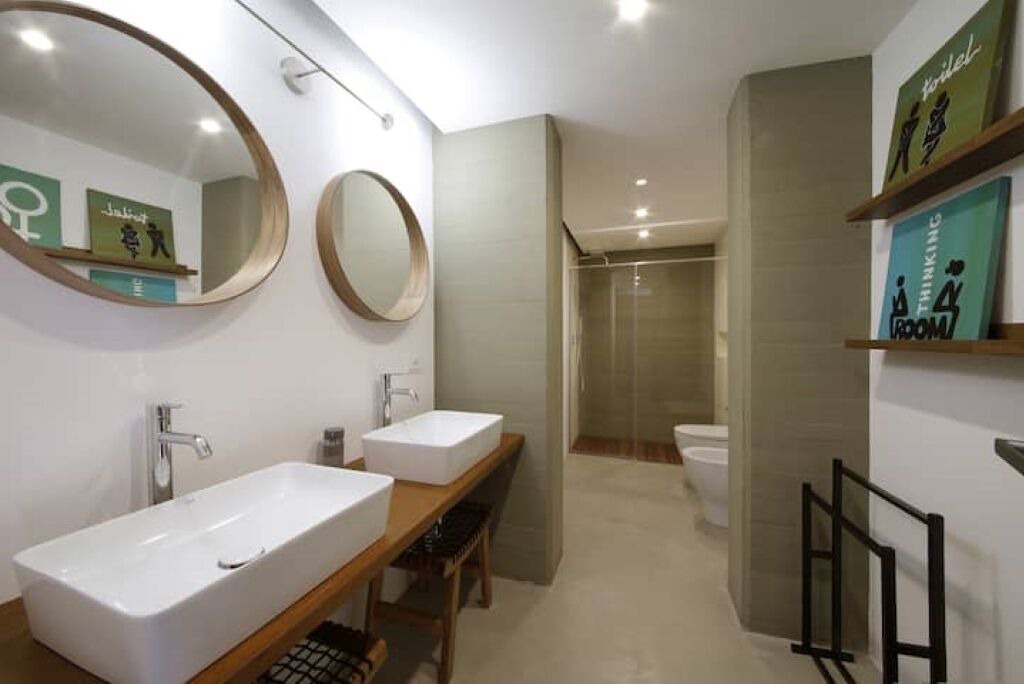 Photo of Bathroom in Syracuse