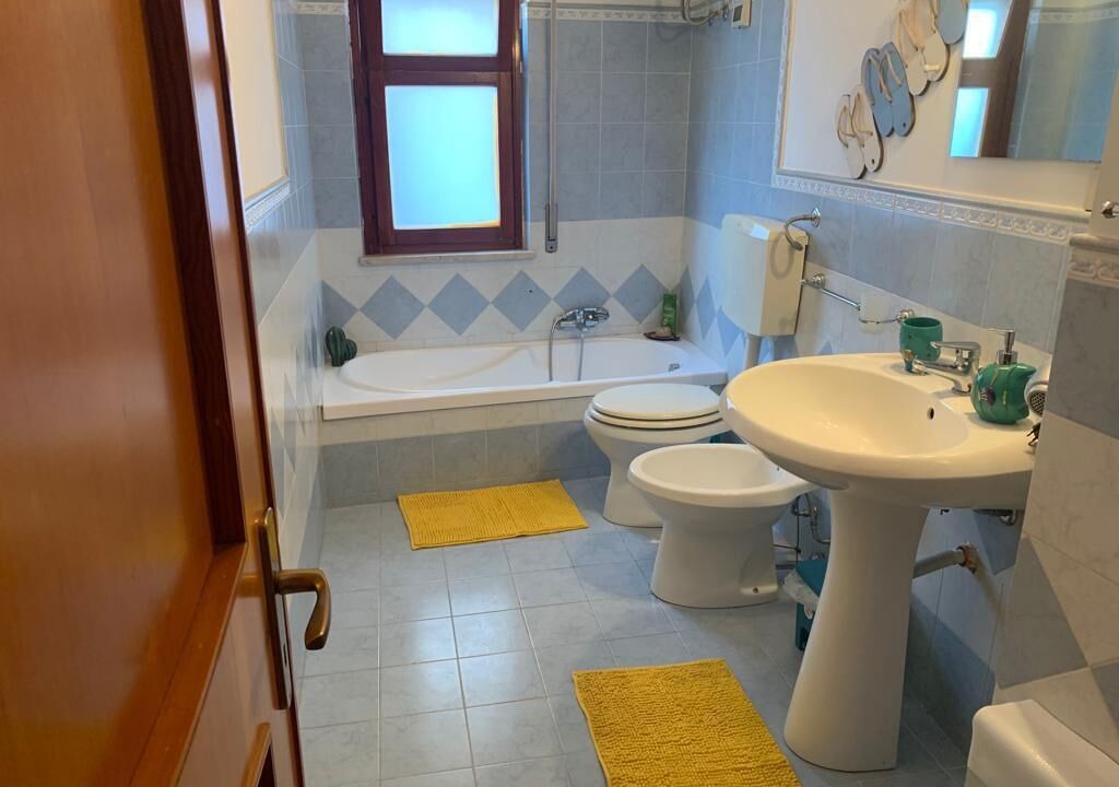 Photo of Bathroom in Mondello