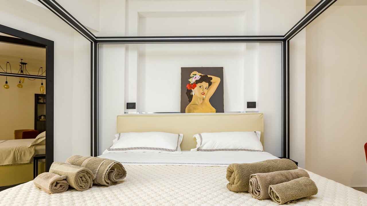 Photo of Bedroom in Brolo