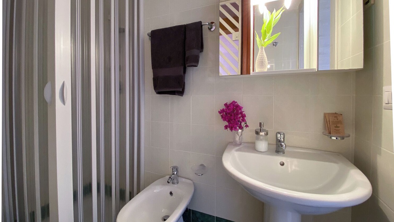 Photo of Bathroom in Costa Saracena-Castelluccio