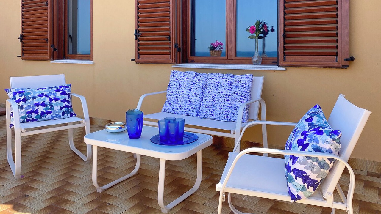 Photo of Patio Balcony in Costa Saracena-Castelluccio