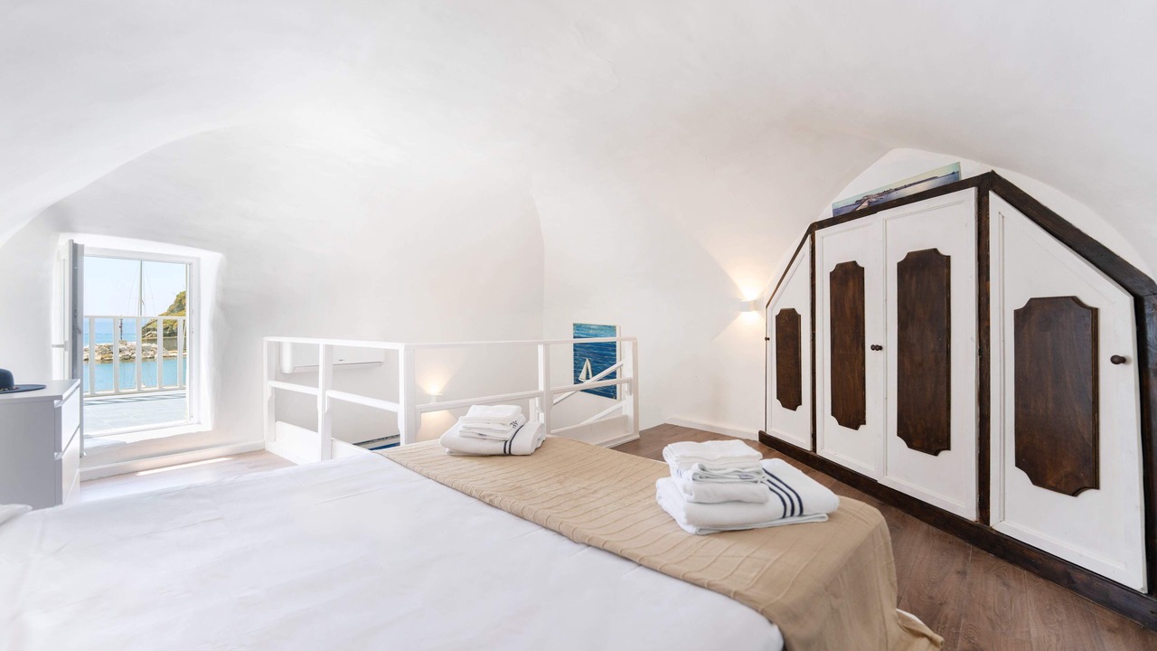 Photo of Bedroom in Procida