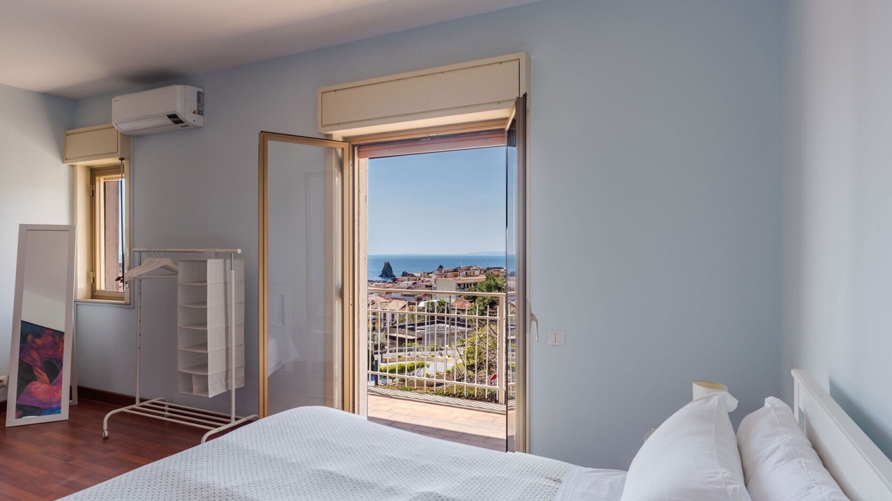 Photo of Bedroom in Aci Trezza