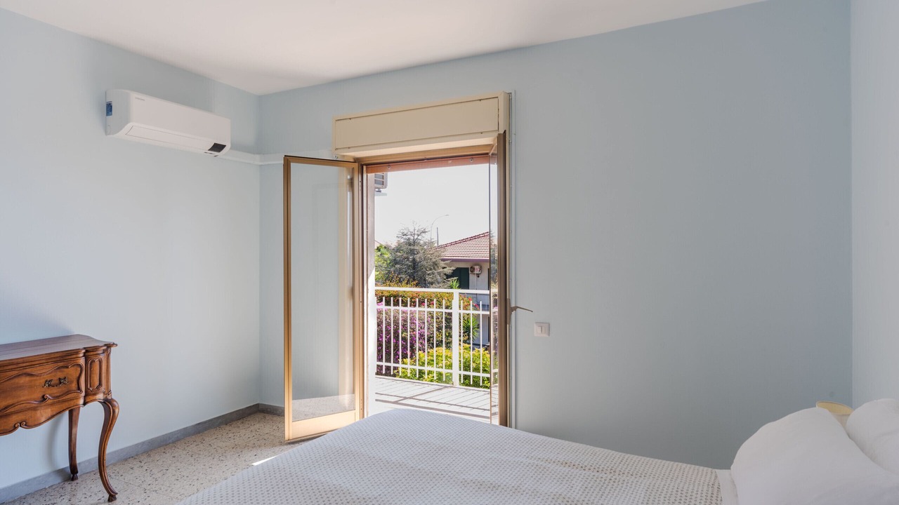 Photo of Bedroom in Aci Trezza