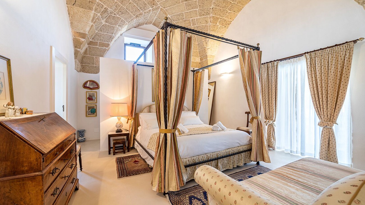 Photo of Bedroom in Salve