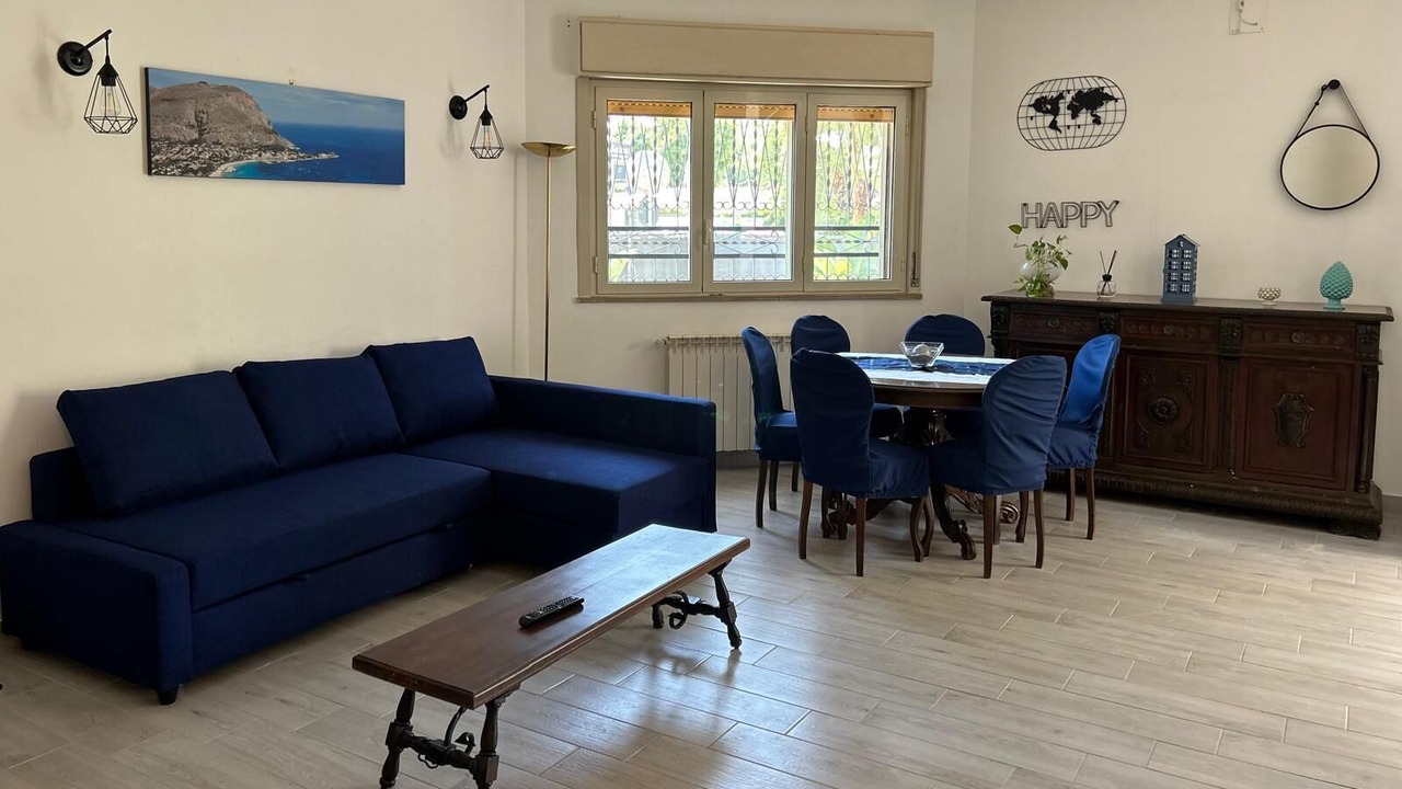 Photo of Livingroom in Mondello