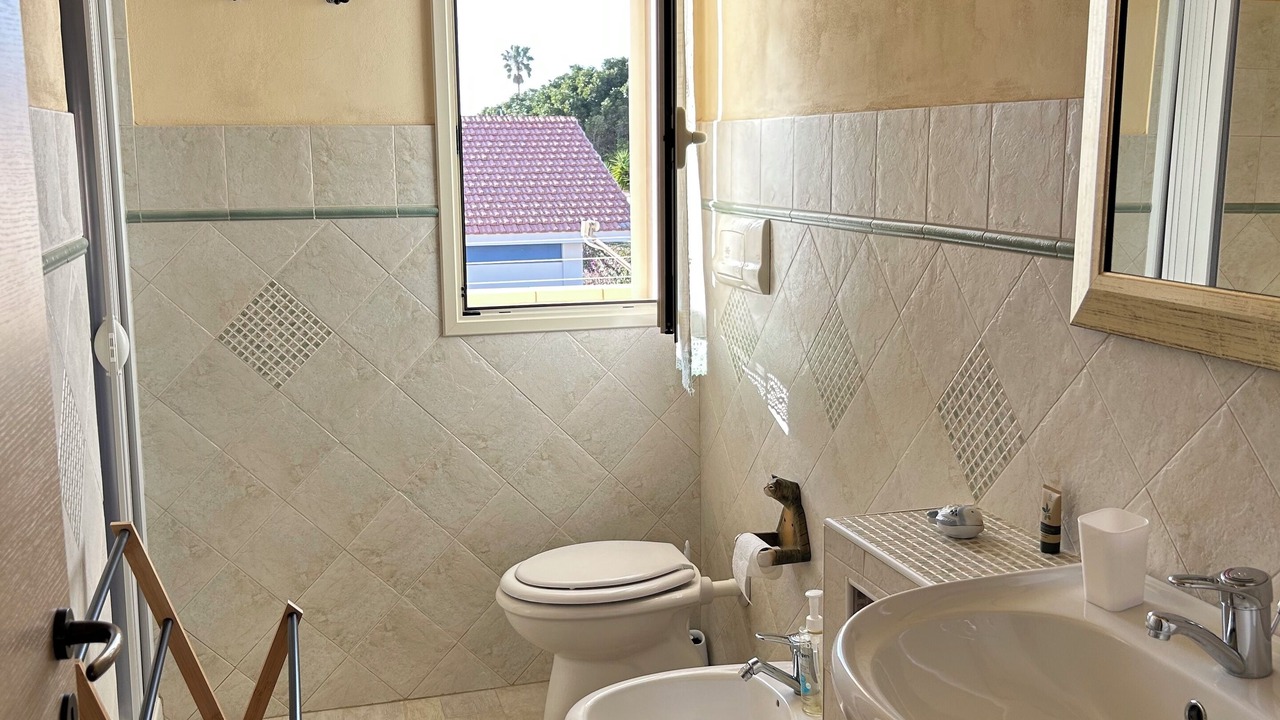 Photo of Bathroom in Caucana-finaiti-casuzze-finaiti Nord