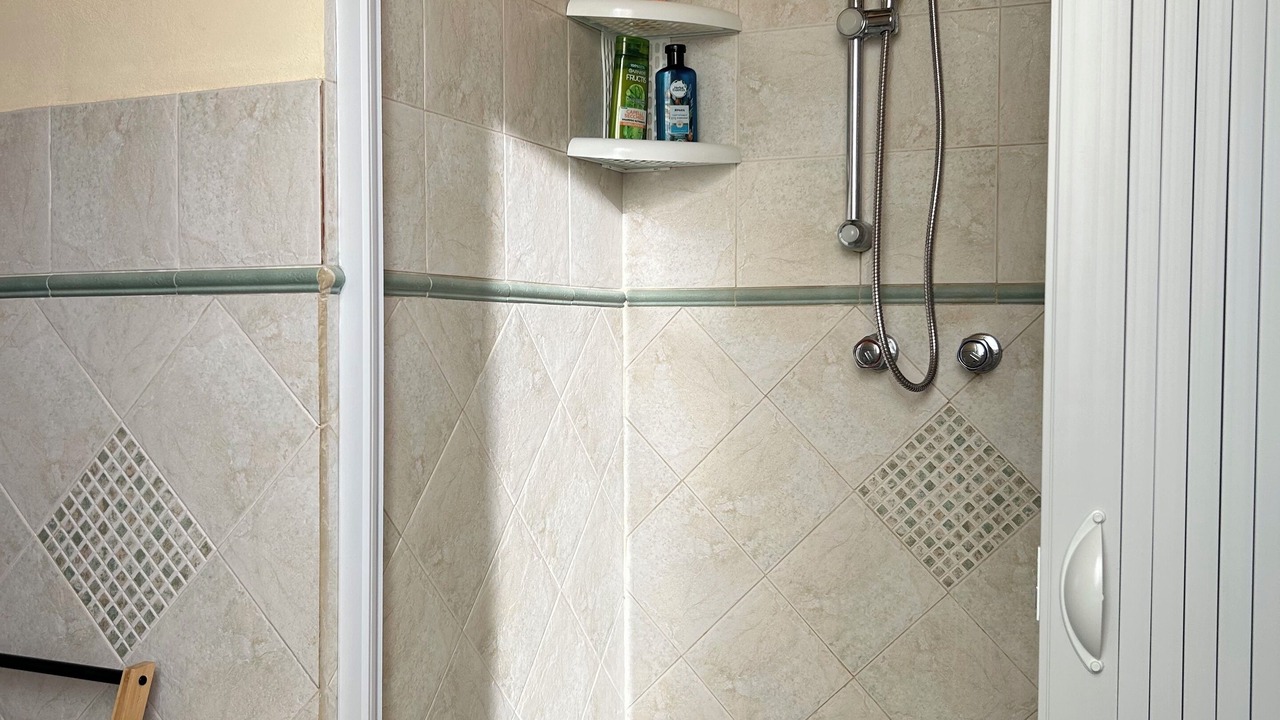Photo of Bathroom in Caucana-finaiti-casuzze-finaiti Nord