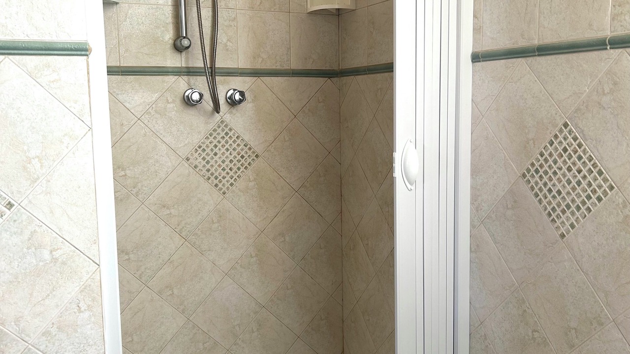 Photo of Bathroom in Caucana-finaiti-casuzze-finaiti Nord
