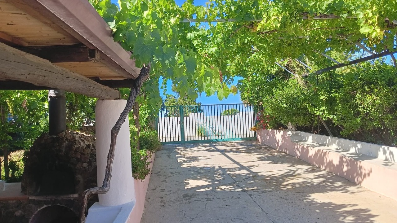 Photo of Patio Balcony in Filicudi