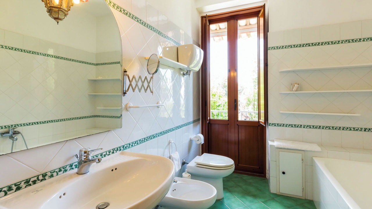 Photo of Bathroom in Santa Domenica