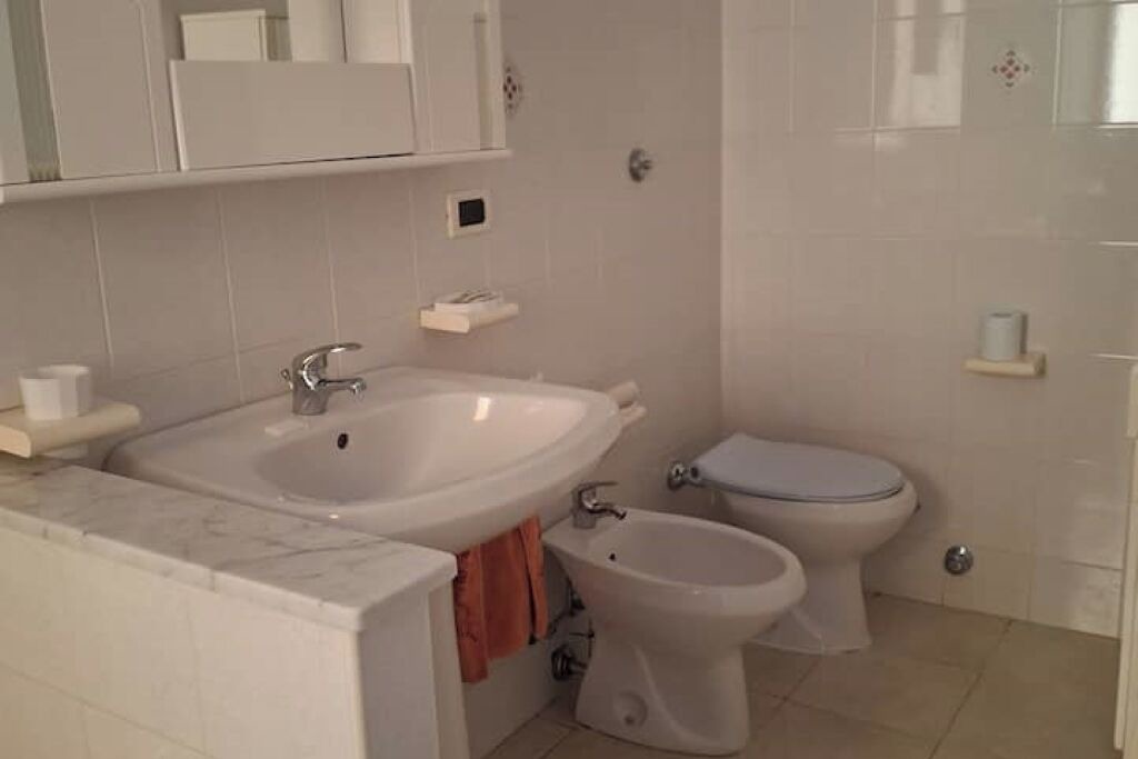 Photo of Bathroom in Paola