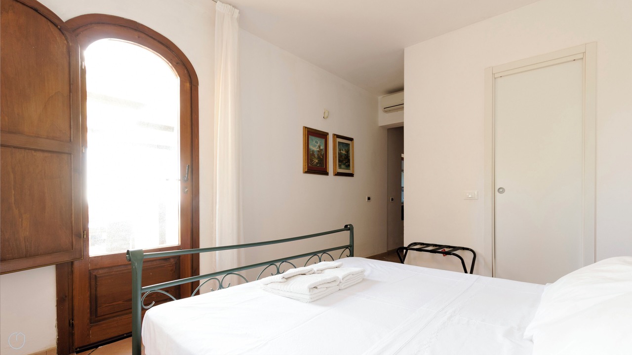 Photo of Bedroom in Scopello