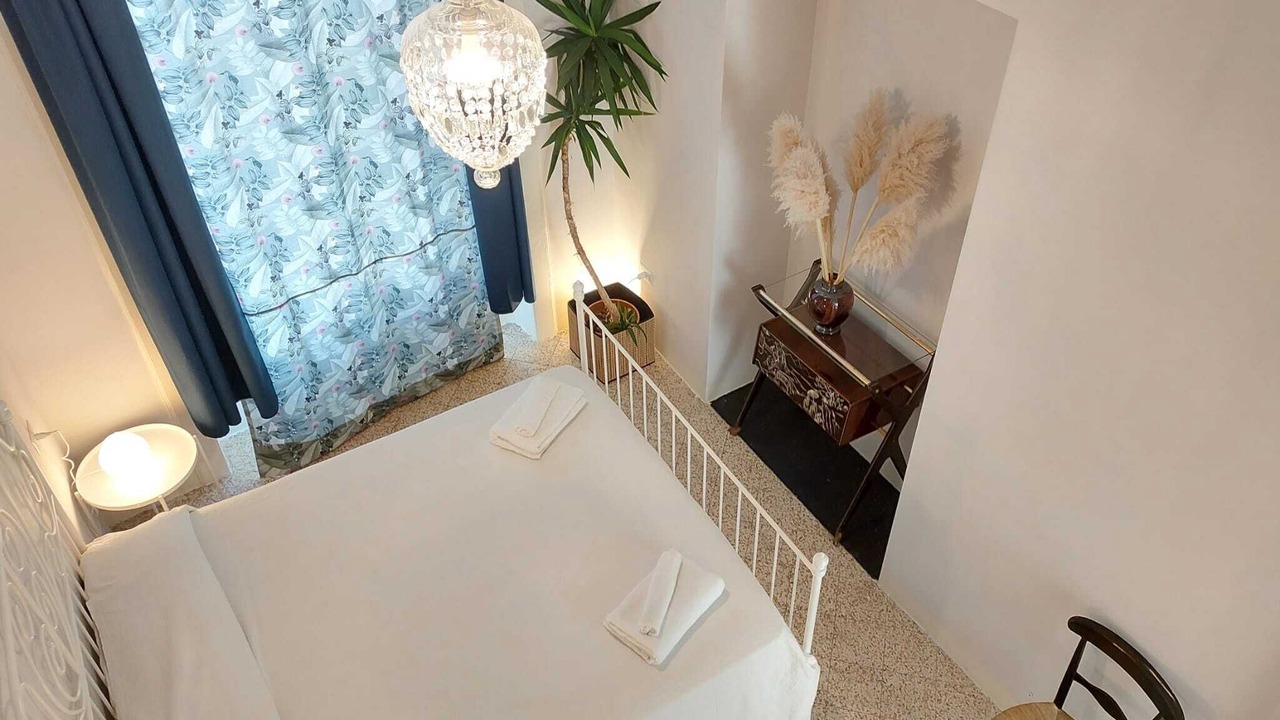 Photo of Bedroom in Naples City Centre