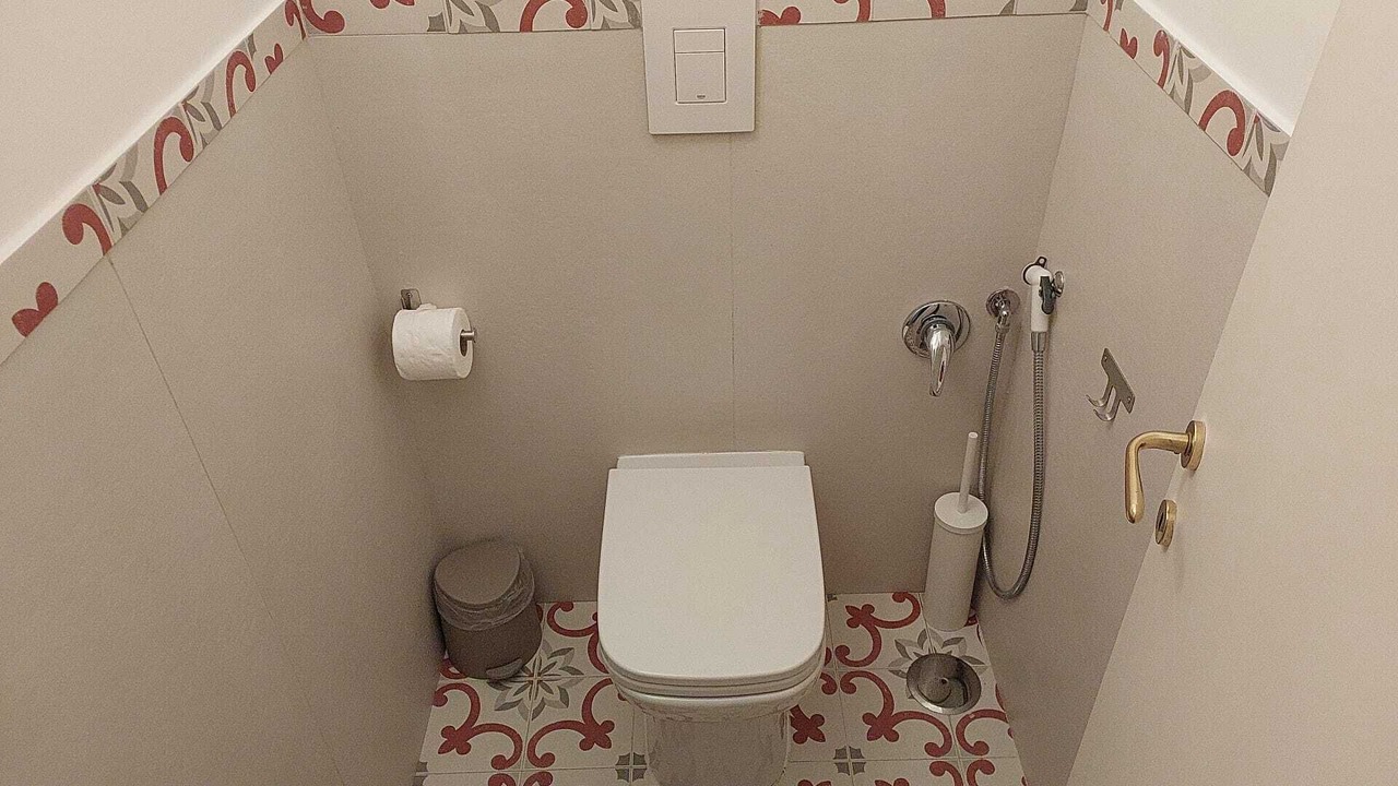 Photo of Bathroom in Naples City Centre