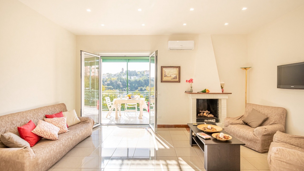 Photo of Livingroom in Naples