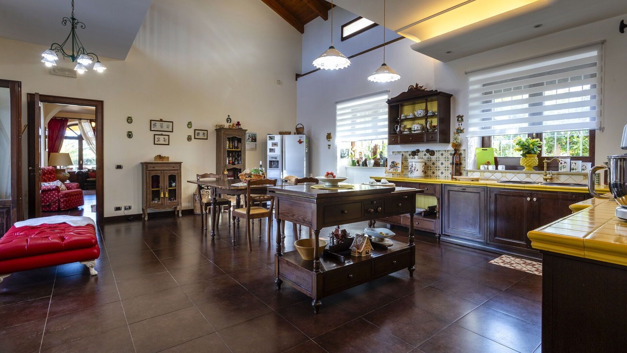 Photo of Others in Casa Papa