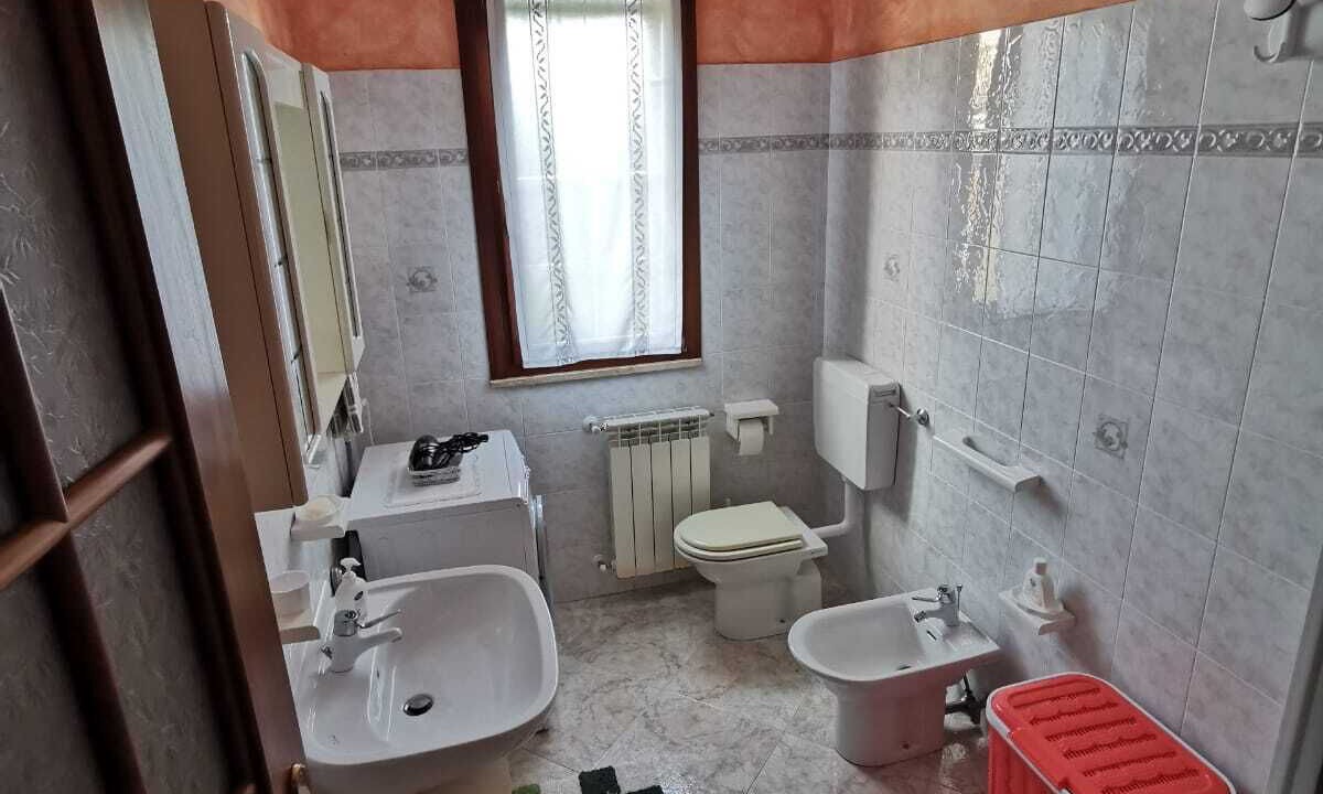 Photo of Bathroom in Gorgo Lungo
