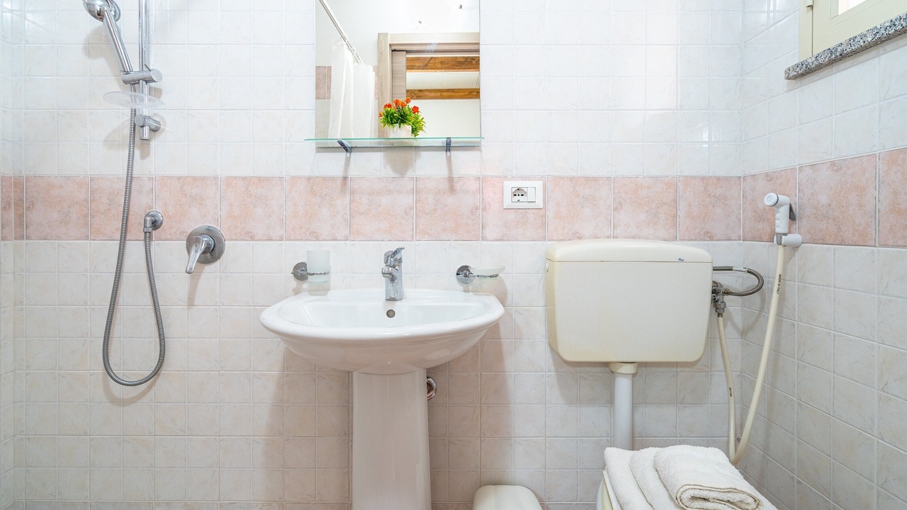 Photo of Bathroom in Granelli