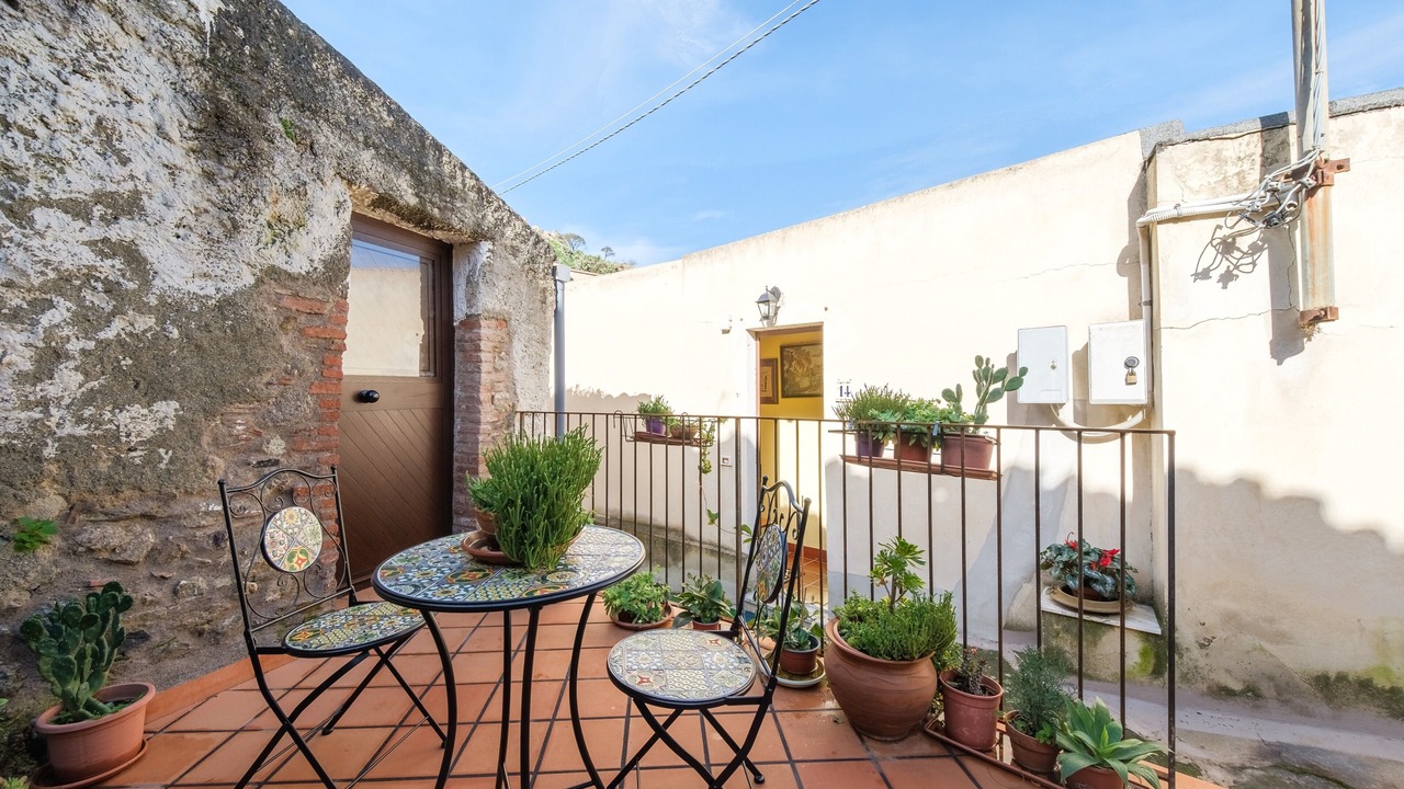 Photo of Outdoor in Savoca