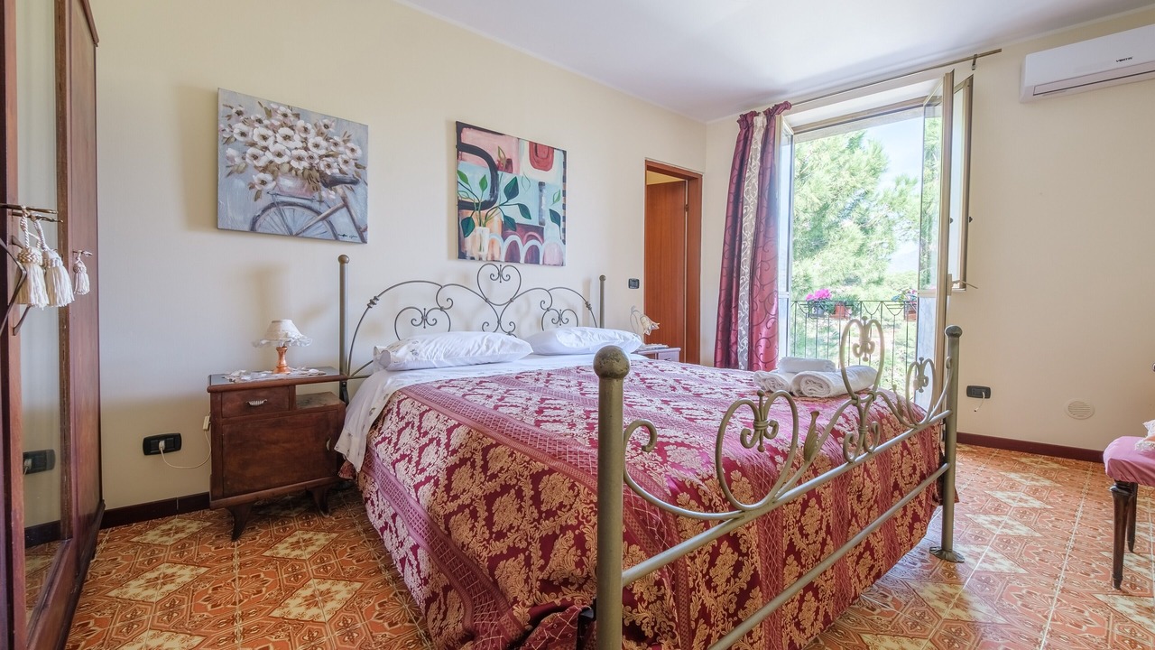 Photo of Bedroom in Savoca
