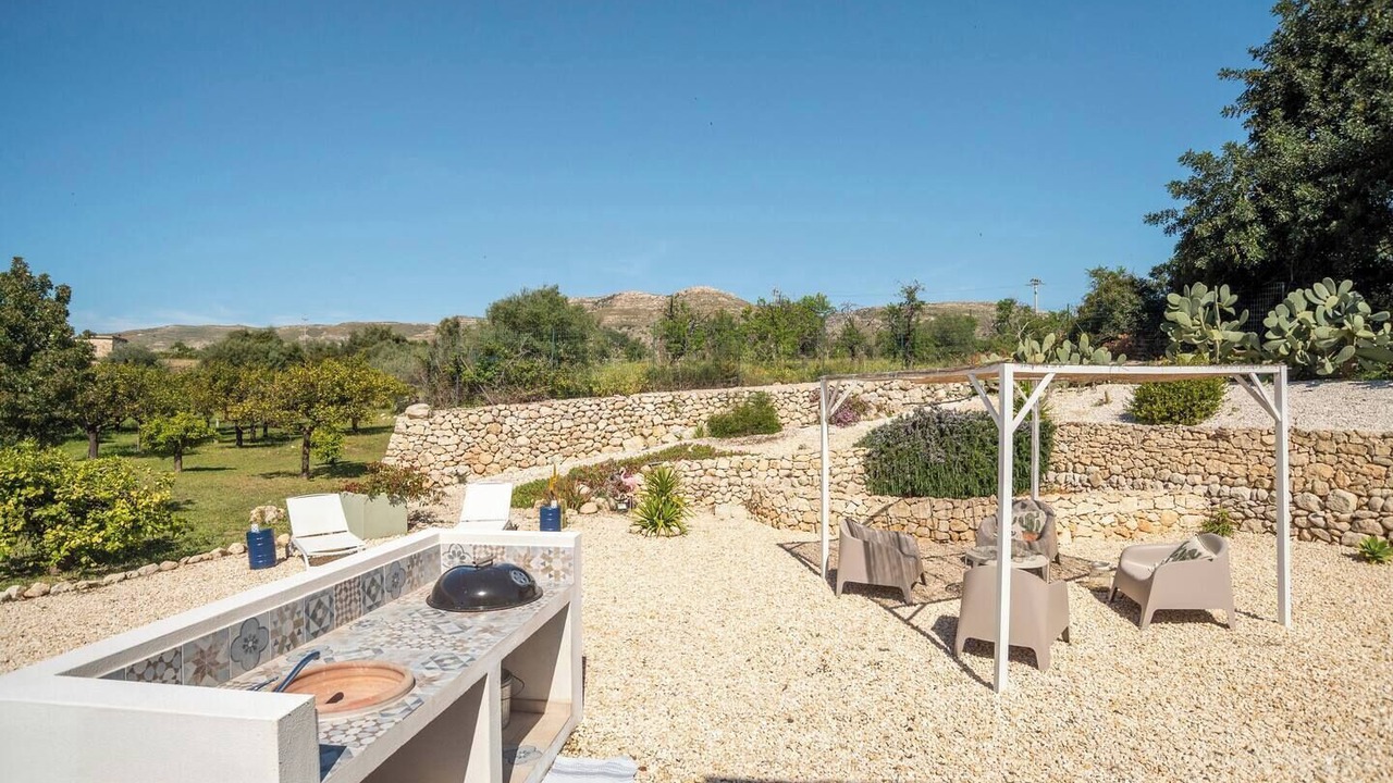 Photo of Outdoor in Avola