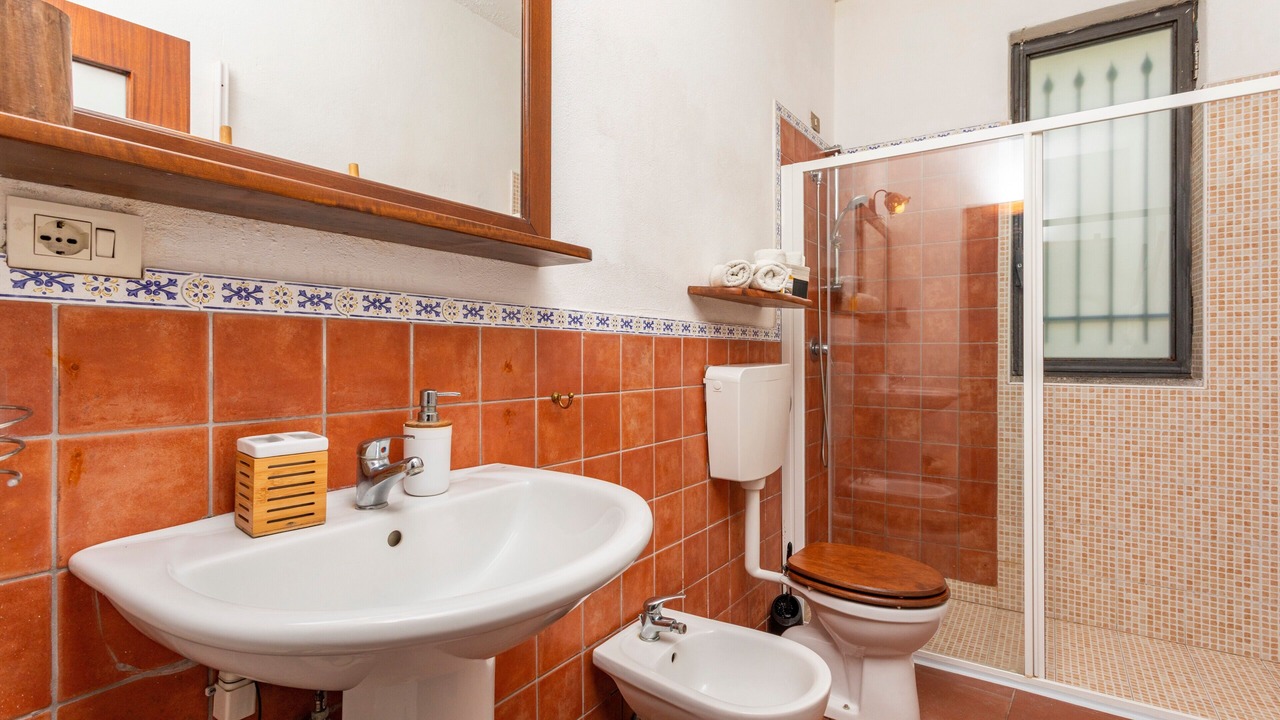 Photo of Bathroom in Piedimonte Etneo