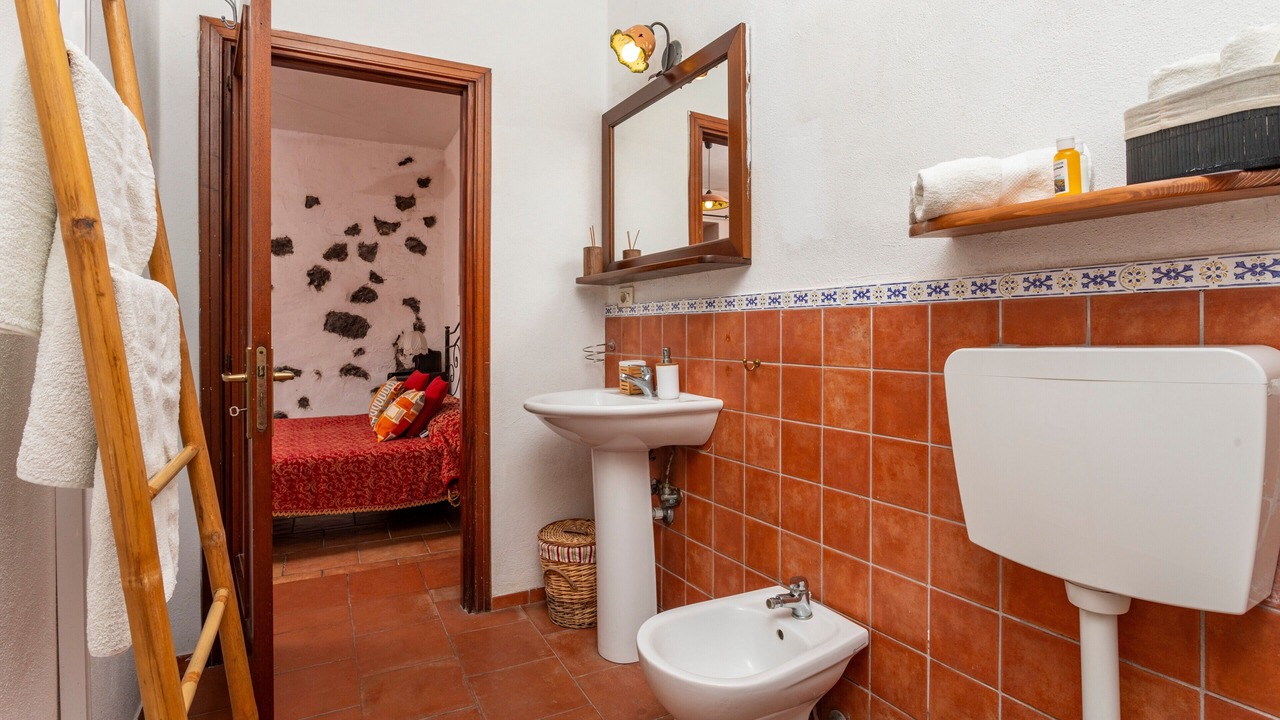 Photo of Bathroom in Piedimonte Etneo
