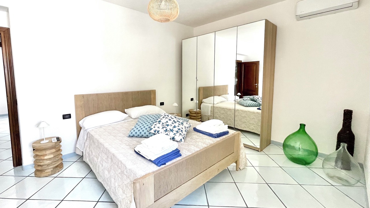 Photo of Bedroom in Forio
