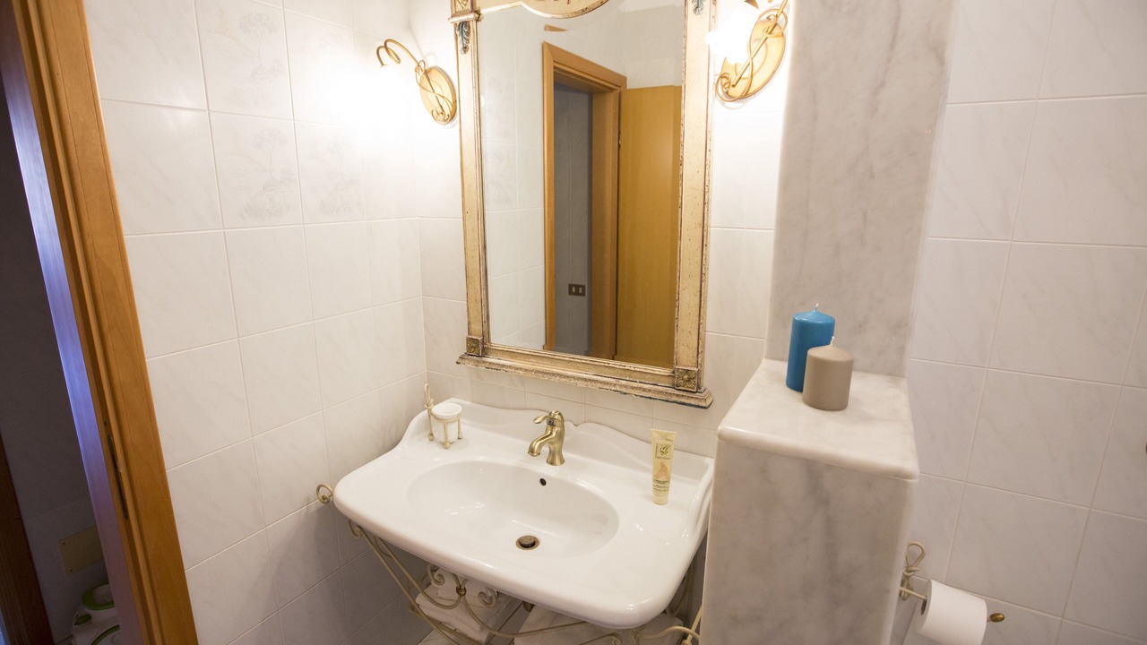 Photo of Bathroom in Cefalu