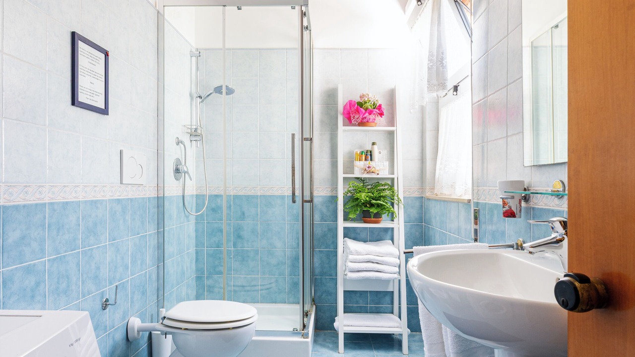 Photo of Bathroom in Quartiere XXXIII Lido di Ostia Ponente