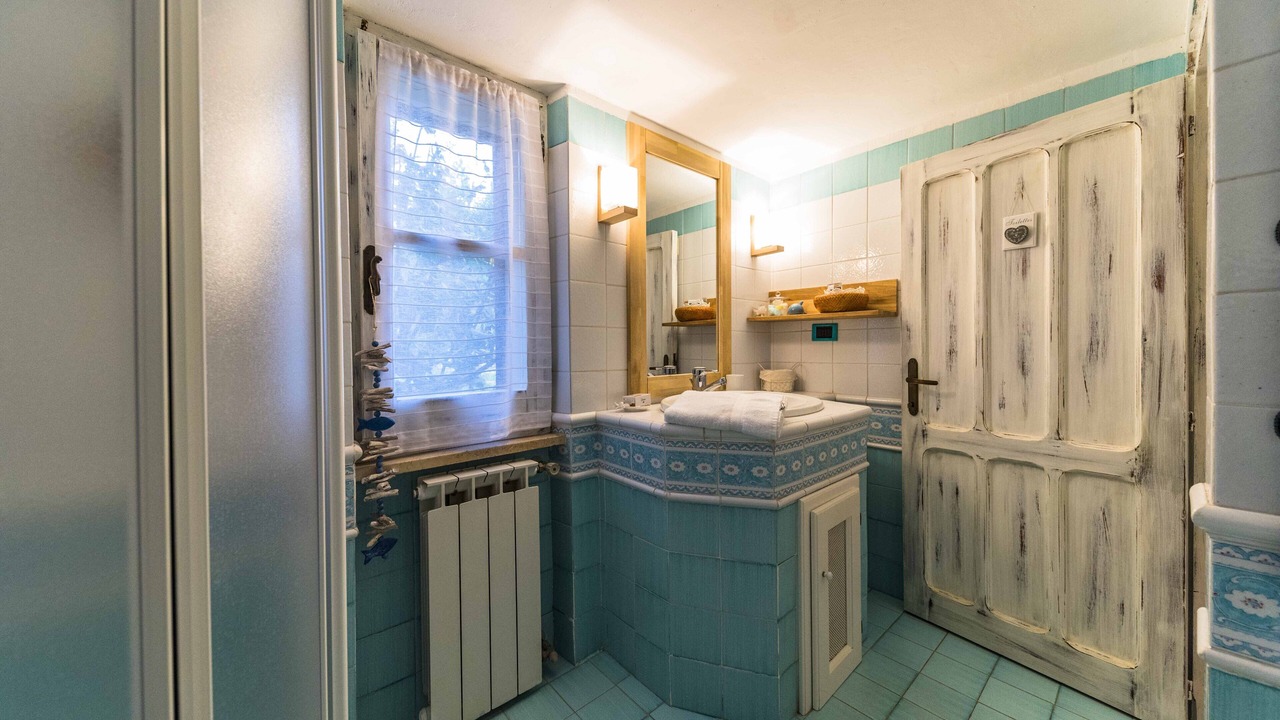 Photo of Bathroom in Baja Sardinia