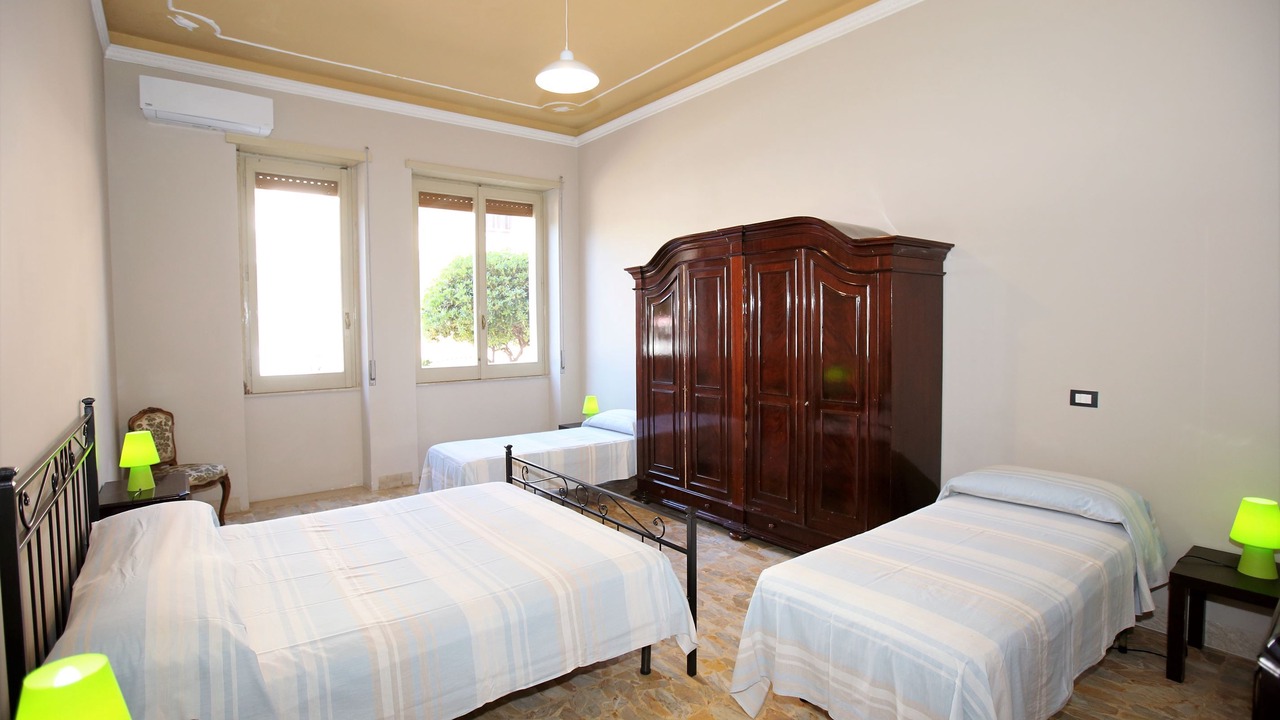 Photo of Bedroom in Avola