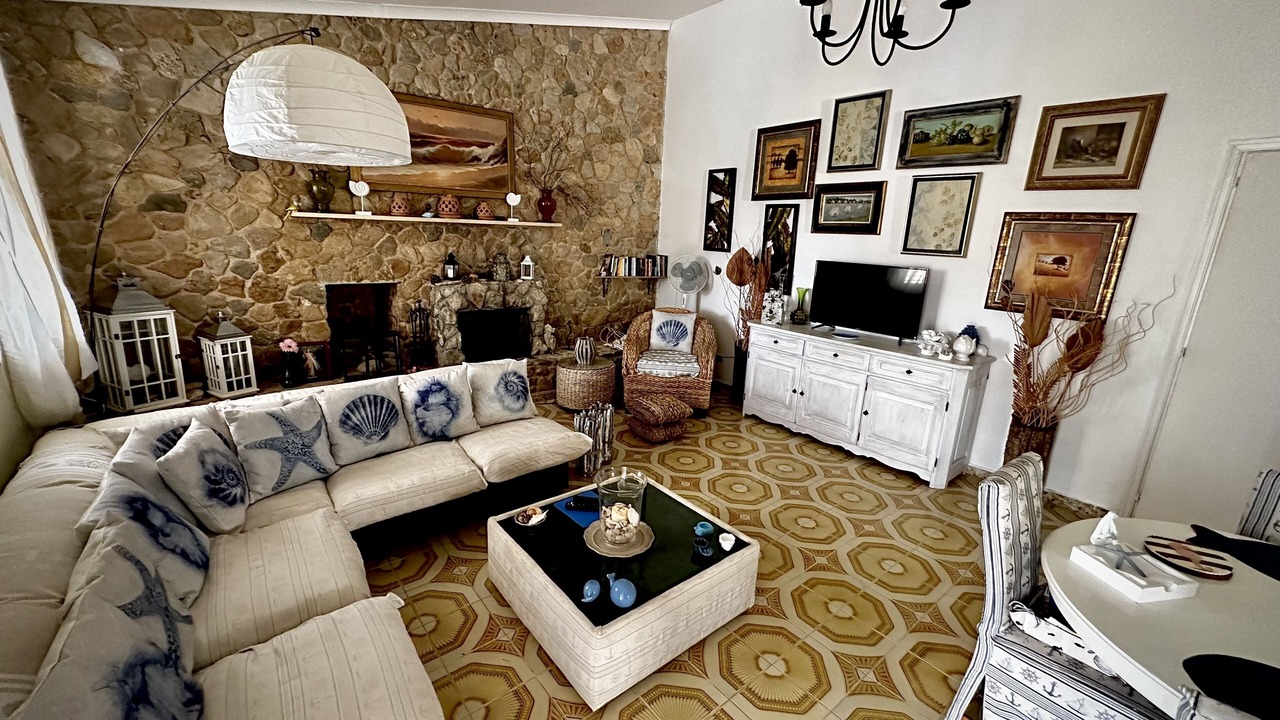 Photo of Livingroom in Syracuse
