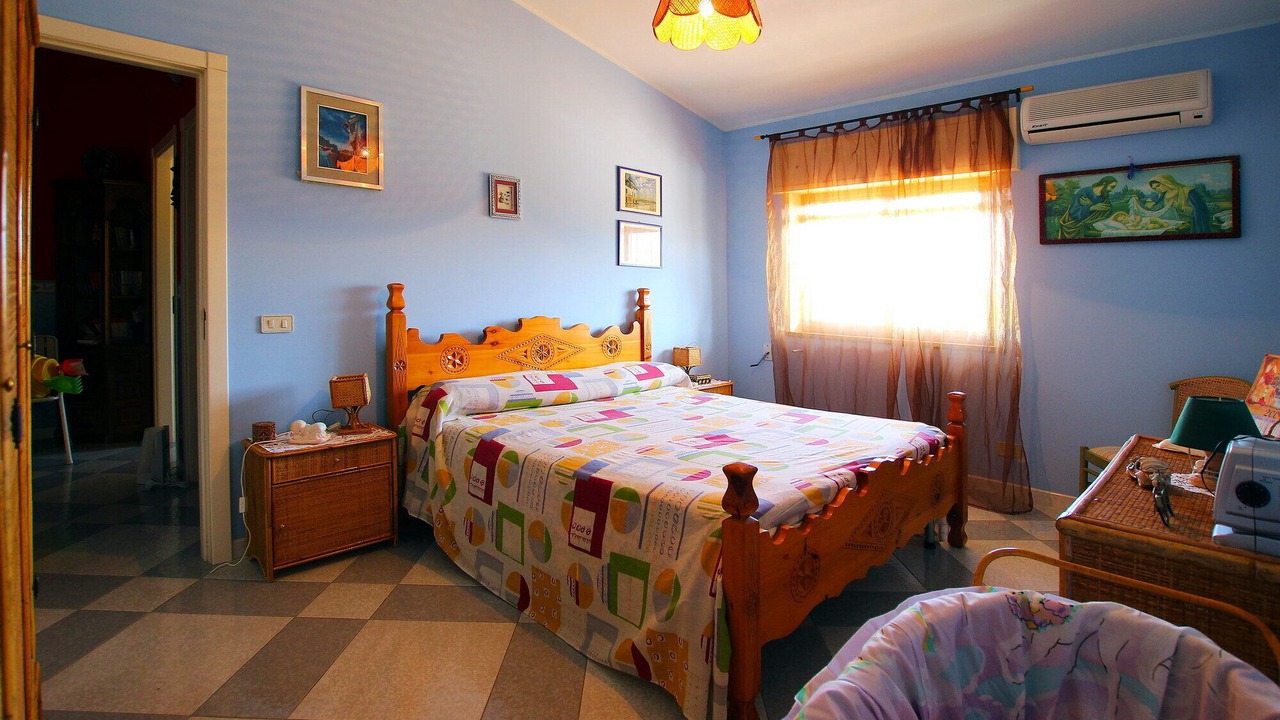 Photo of Bedroom in Campofelice di Roccella