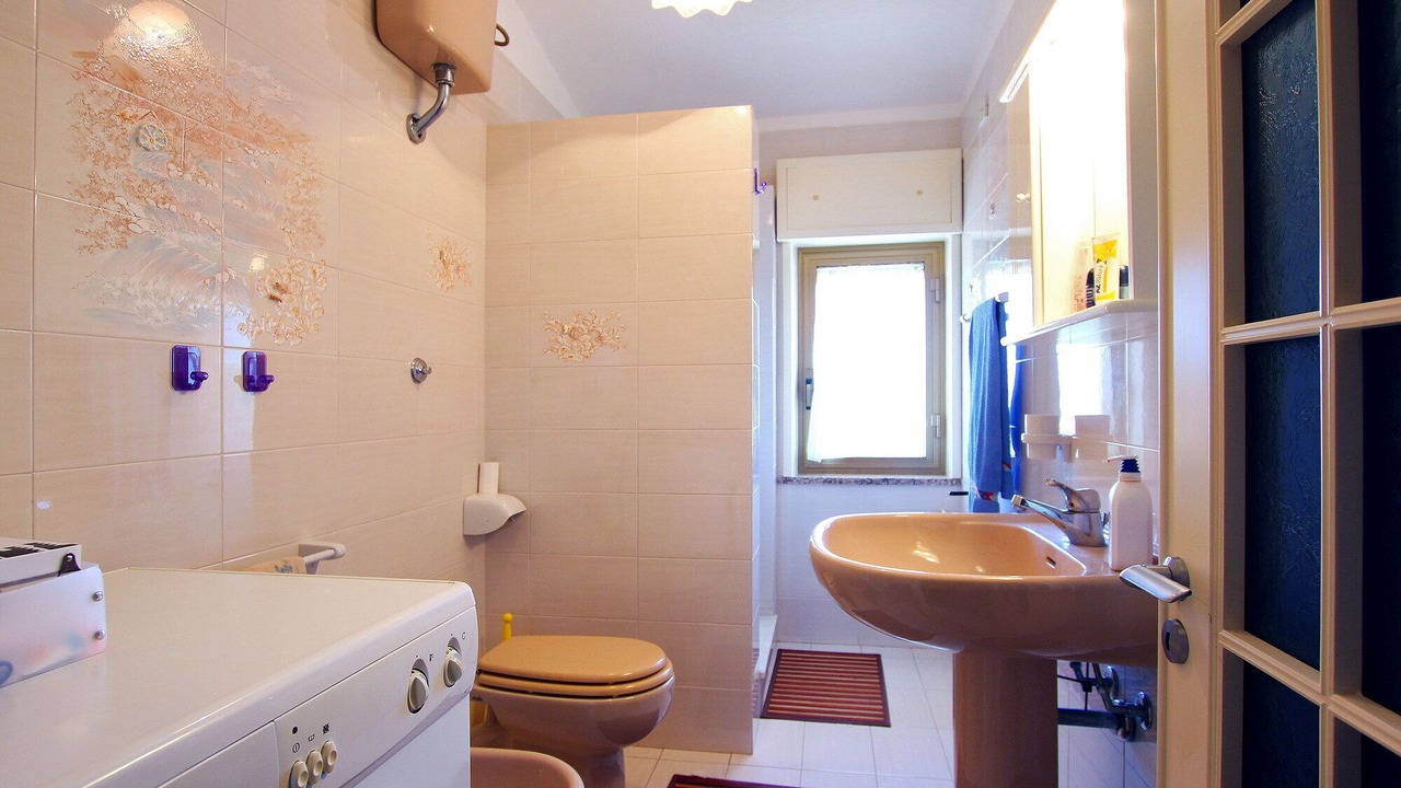 Photo of Bathroom in Campofelice di Roccella