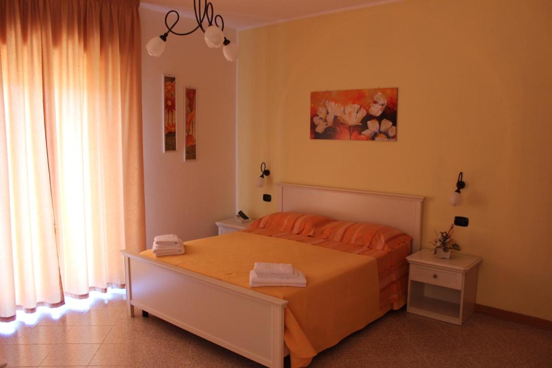 Photo of Bedroom in Santa Domenica Talao