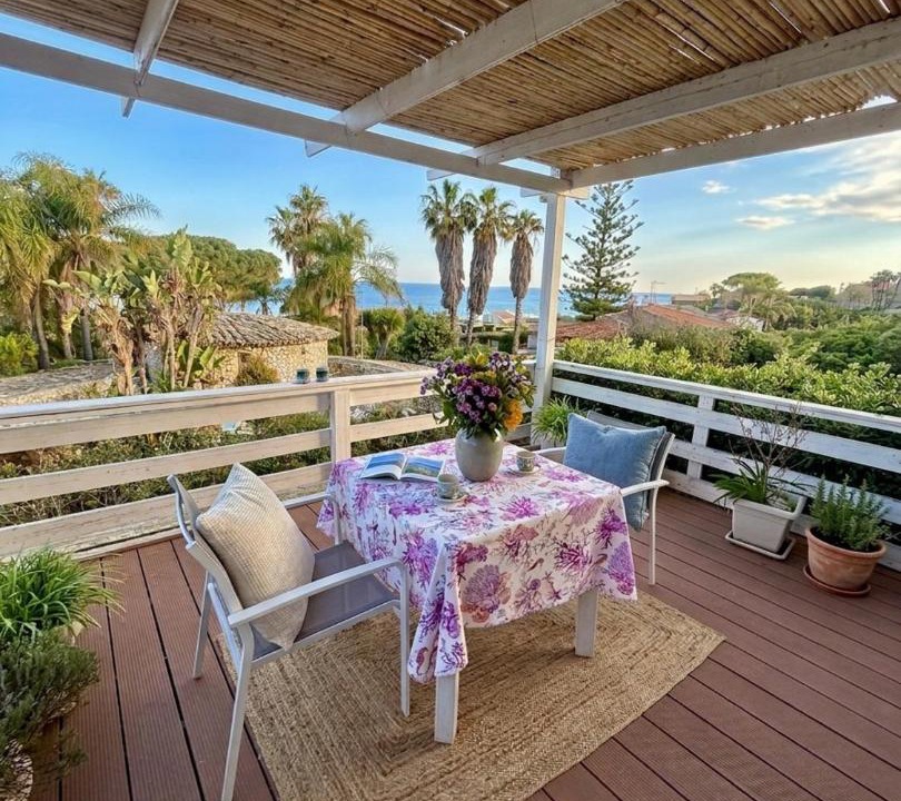 Photo of Patio Balcony in Fontane Bianche