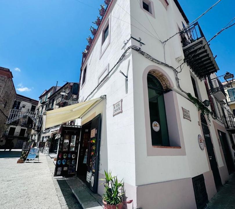 Photo of Buildings in Monreale